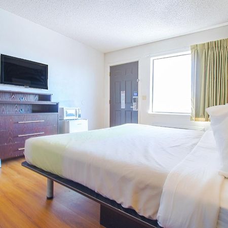 Studio Inn Extended Stay Oklahoma City Airport By Oyo Екстериор снимка