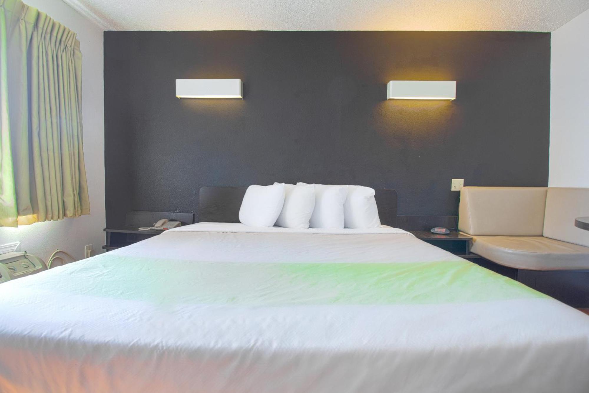 Studio Inn Extended Stay Oklahoma City Airport By Oyo Екстериор снимка