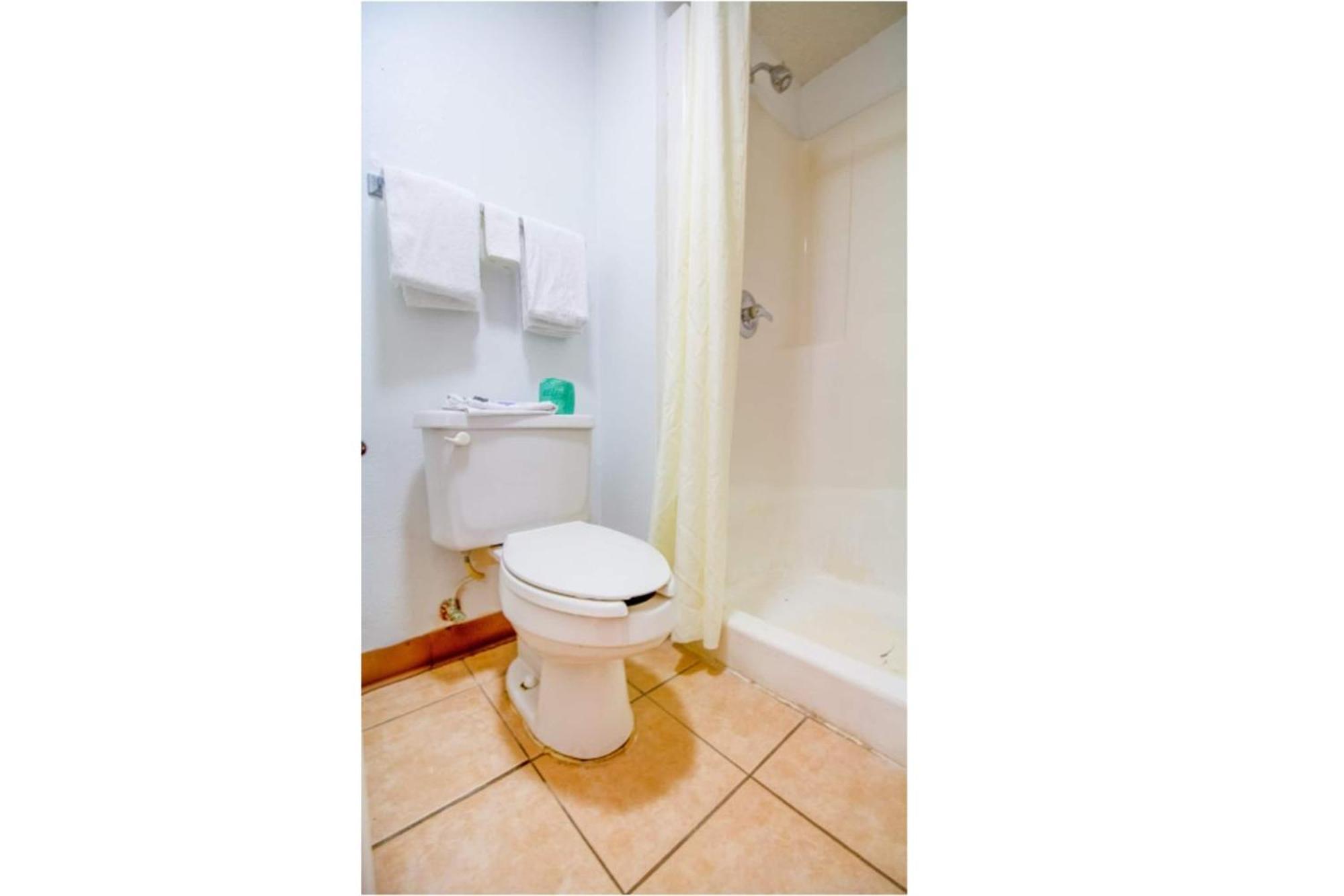 Studio Inn Extended Stay Oklahoma City Airport By Oyo Екстериор снимка