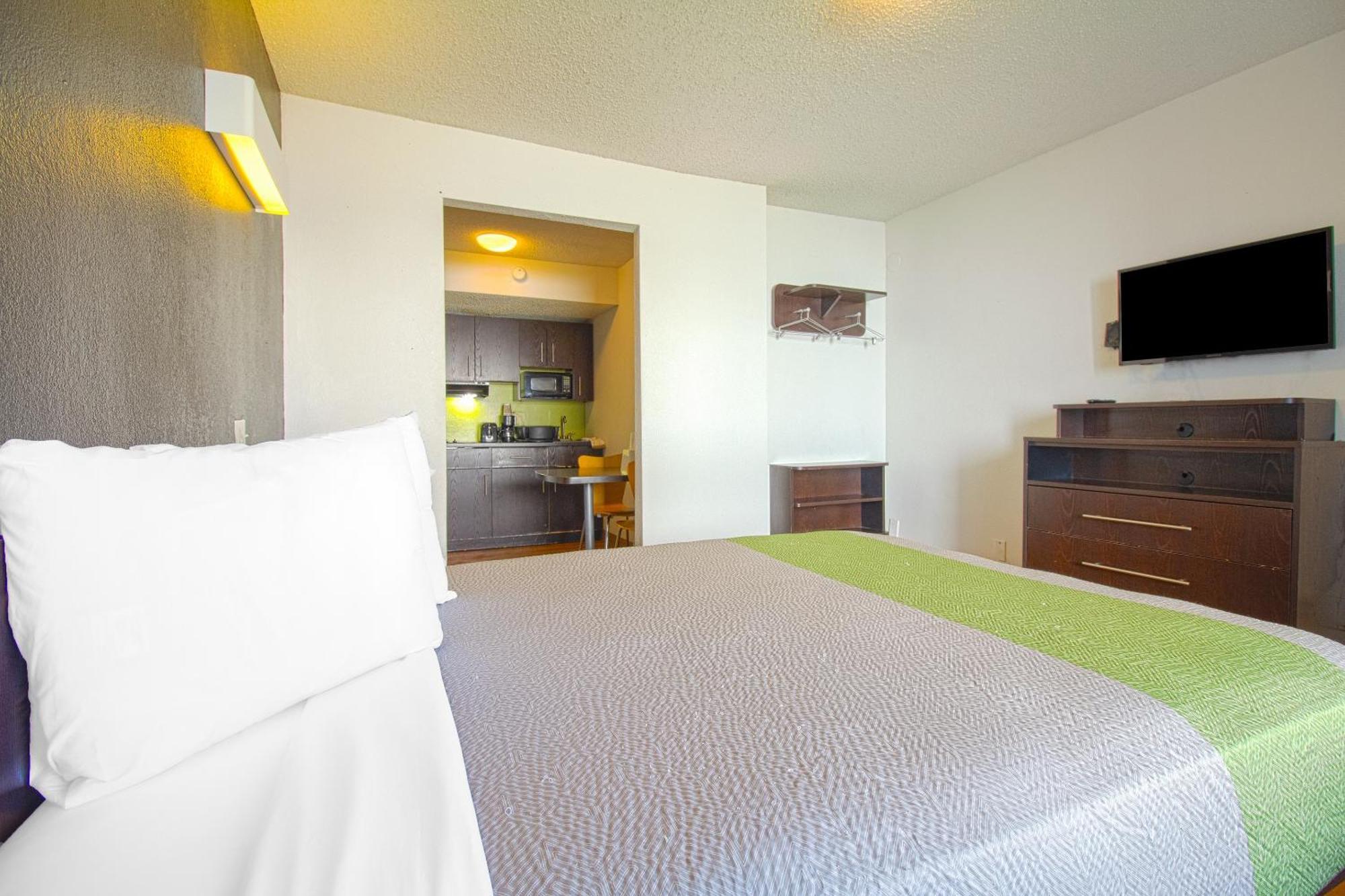 Studio Inn Extended Stay Oklahoma City Airport By Oyo Екстериор снимка