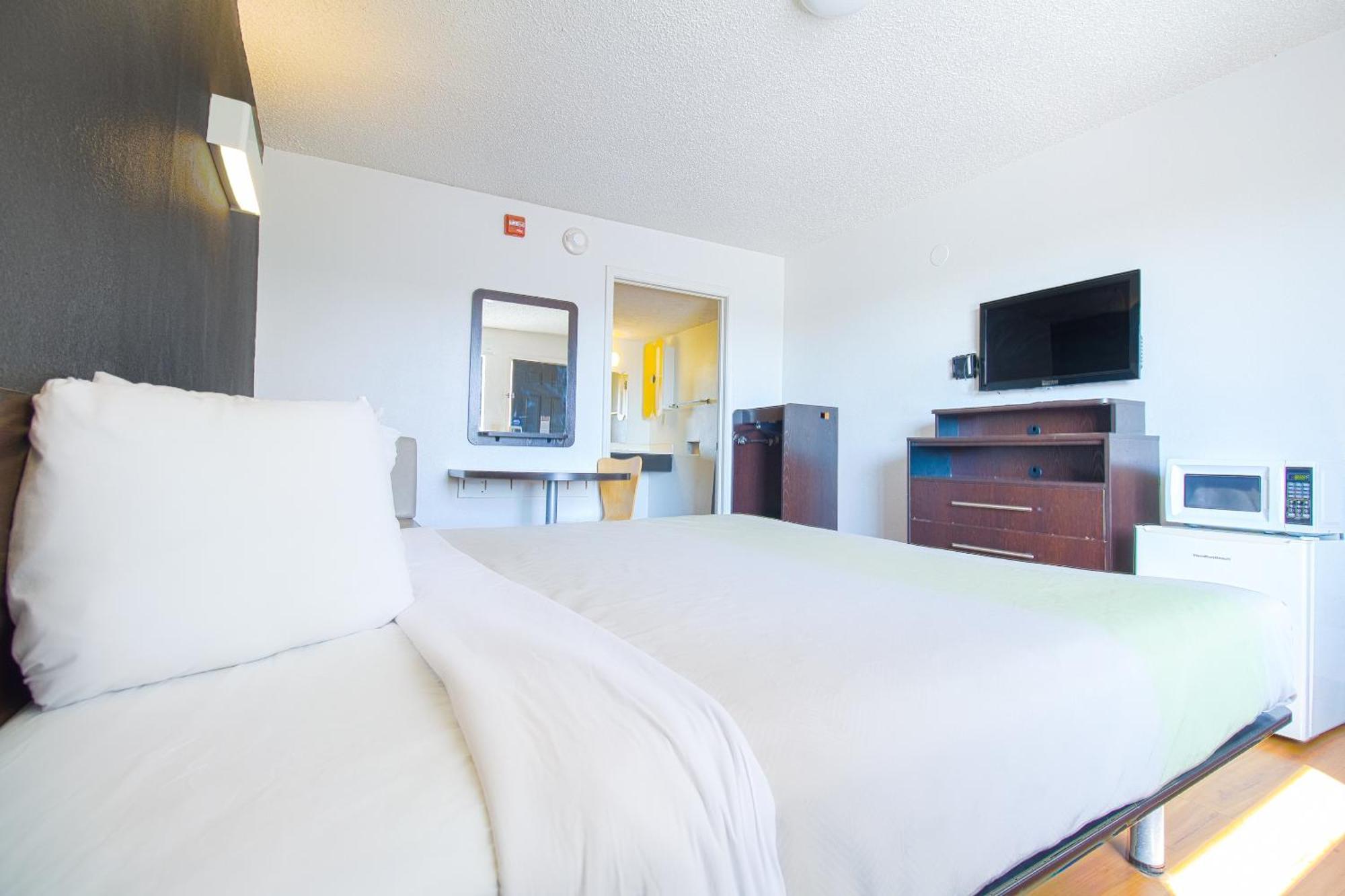 Studio Inn Extended Stay Oklahoma City Airport By Oyo Екстериор снимка
