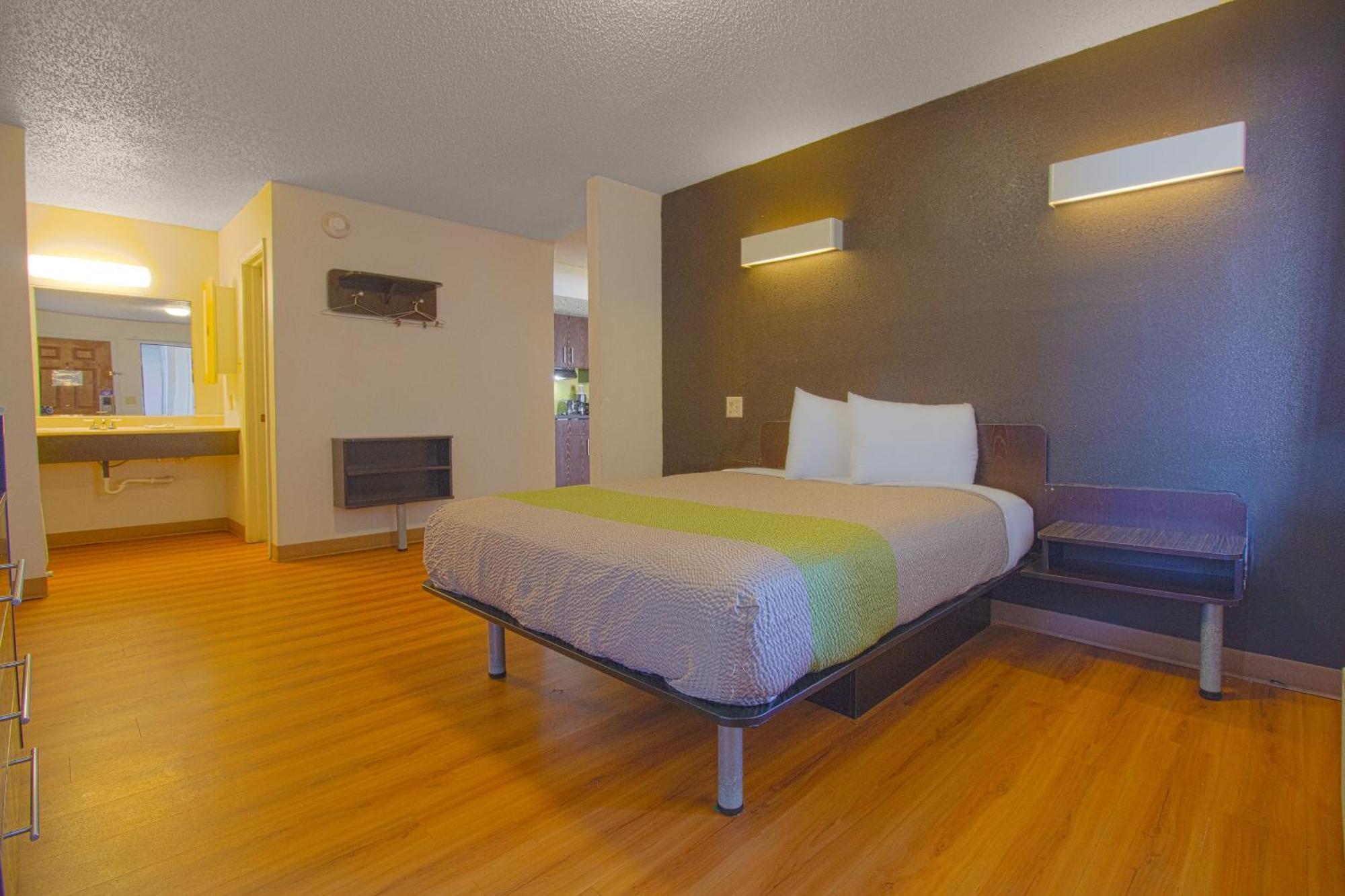 Studio Inn Extended Stay Oklahoma City Airport By Oyo Екстериор снимка