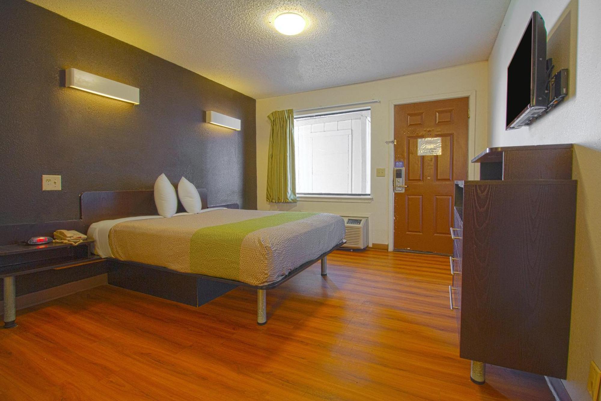 Studio Inn Extended Stay Oklahoma City Airport By Oyo Екстериор снимка