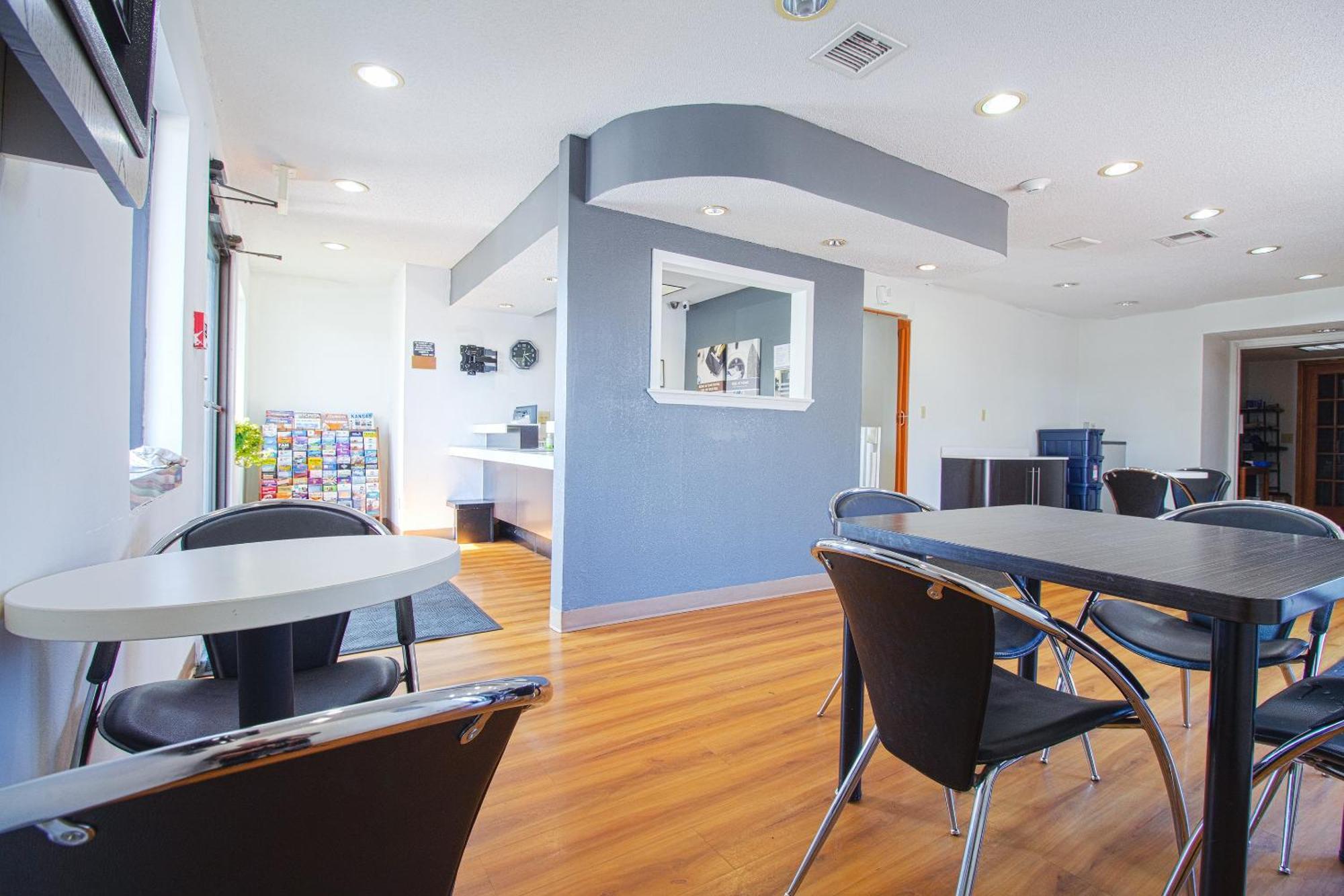 Studio Inn Extended Stay Oklahoma City Airport By Oyo Екстериор снимка