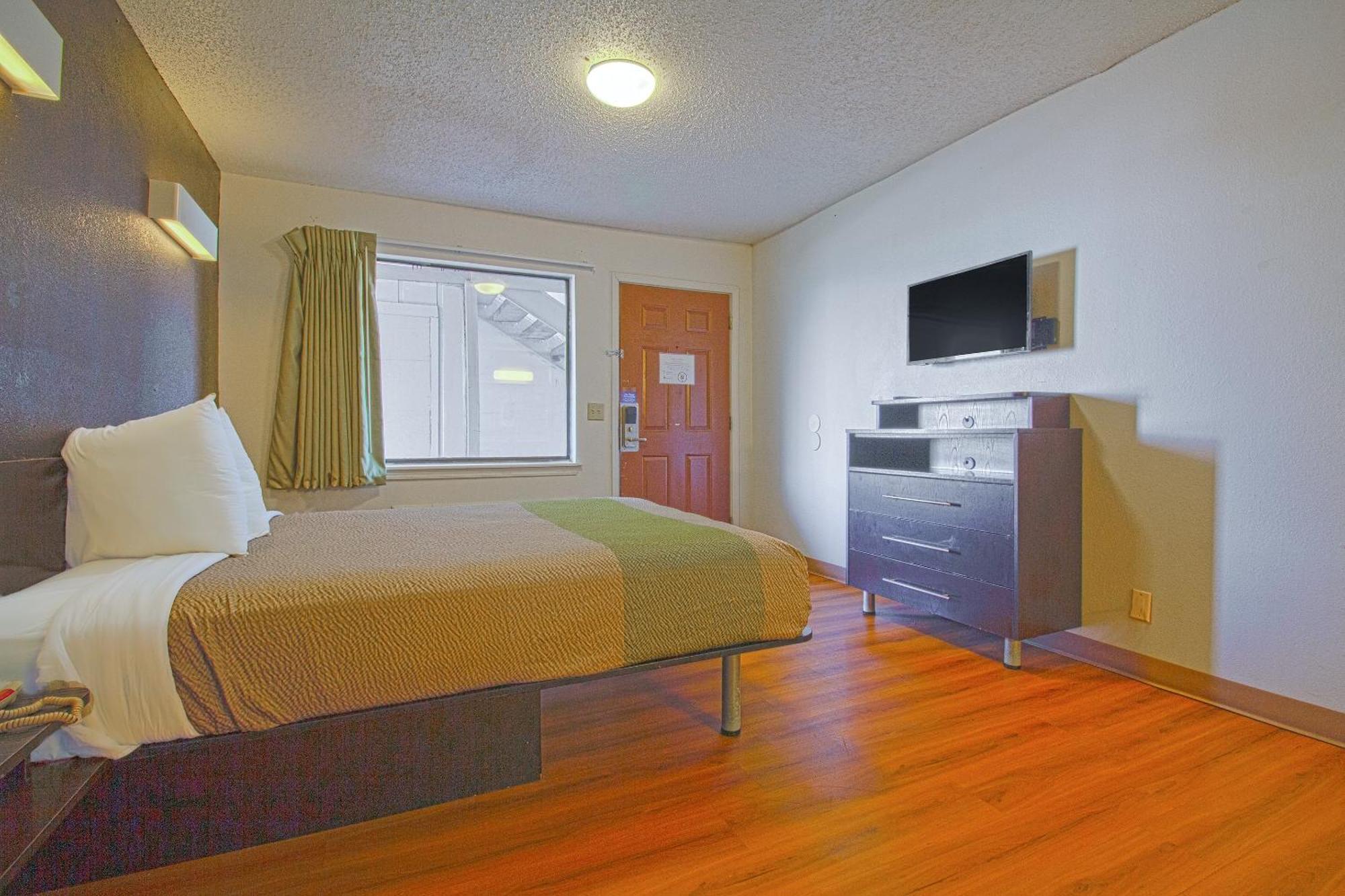Studio Inn Extended Stay Oklahoma City Airport By Oyo Екстериор снимка