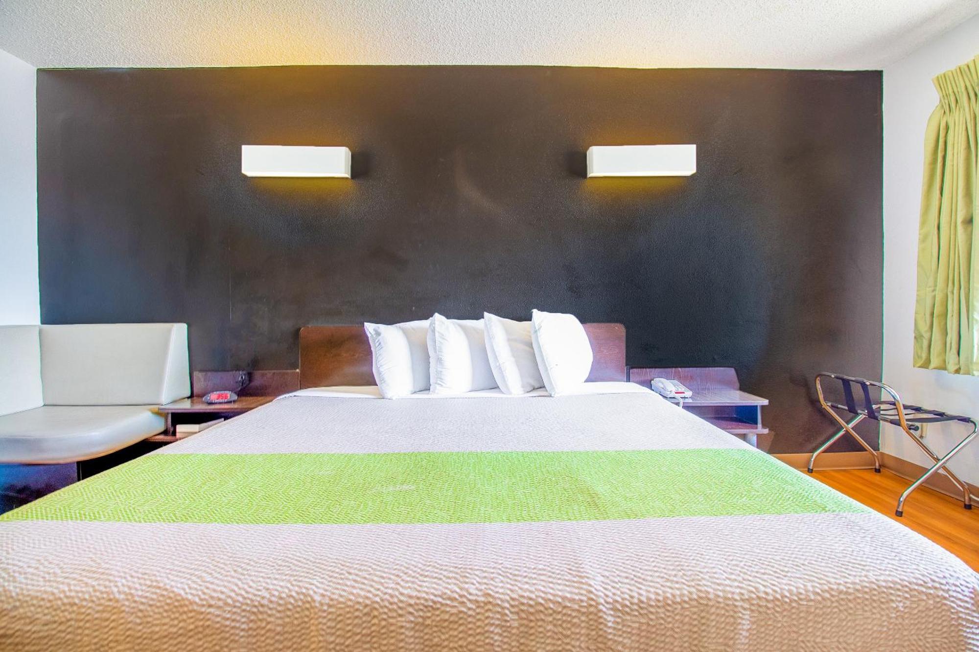 Studio Inn Extended Stay Oklahoma City Airport By Oyo Екстериор снимка